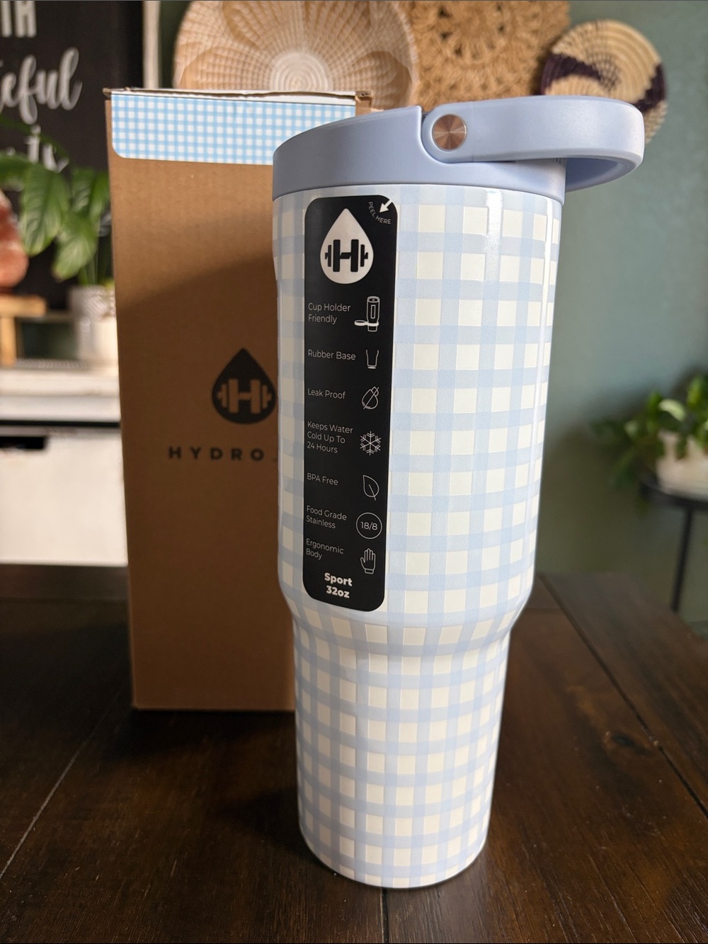 Hydrojug SPORT 32OZ in CLOUD NINE!
New!!